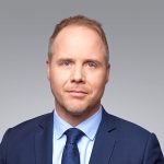 Um forflutning – eru efni  til að breyta réttarvenju?