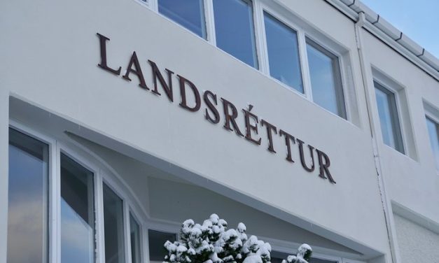 Vaxandi óánægja meðal lögmanna með dagskrármálefni Landsréttar