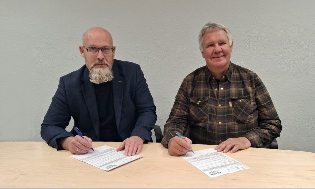 45 ára búsetu í Álftamýri lokið